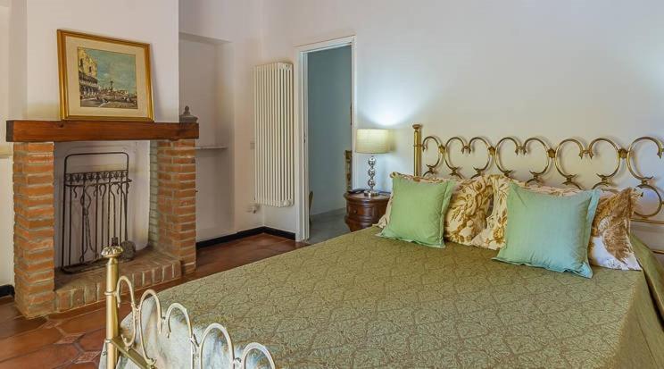 Charme Of Villa Capannina Novi Ligure Bagian luar foto