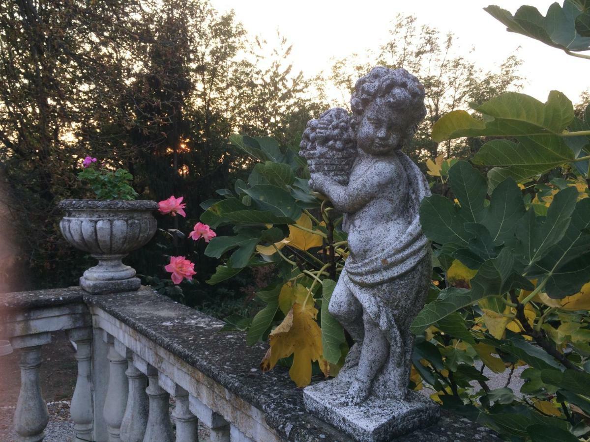 Charme Of Villa Capannina Novi Ligure Bagian luar foto